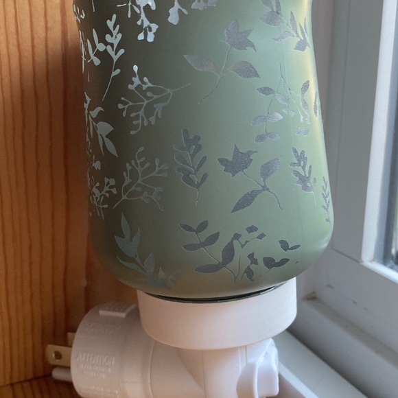 NIB Scentsy Sage Advice Mini Warmer - Picture 2 of 3